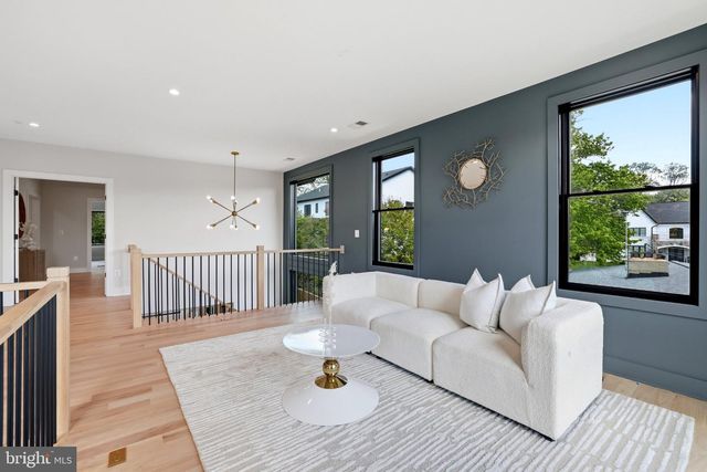 6514 BYRNES DR, Mclean, VA 22101