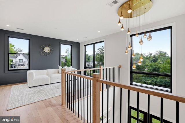 6514 BYRNES DR, Mclean, VA 22101