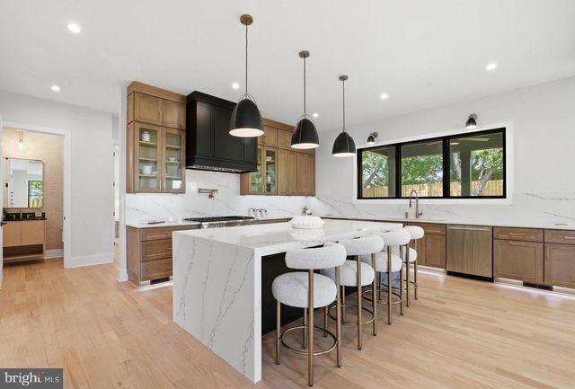 6514 BYRNES DR, Mclean, VA 22101