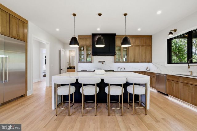 6514 BYRNES DR, Mclean, VA 22101