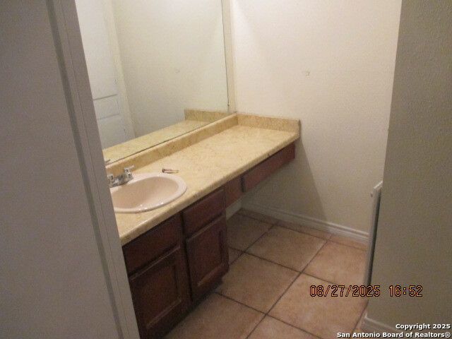 6829 Stockport Dr, San Antonio, TX 78239