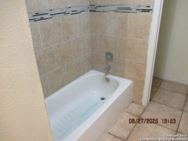 6829 Stockport Dr, San Antonio, TX 78239