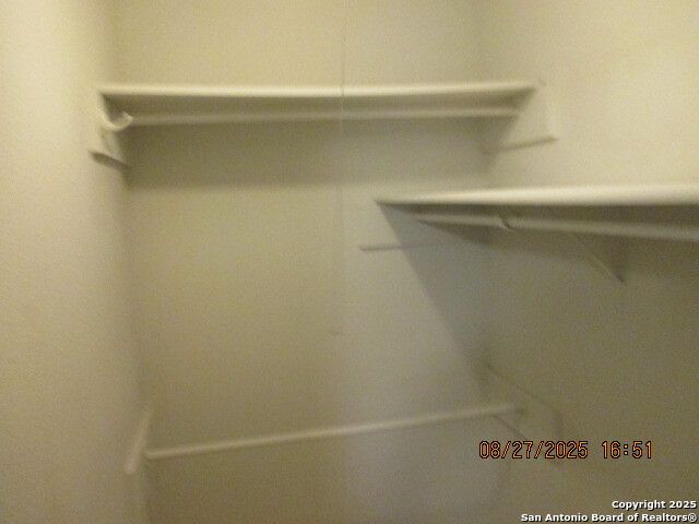 6829 Stockport Dr, San Antonio, TX 78239