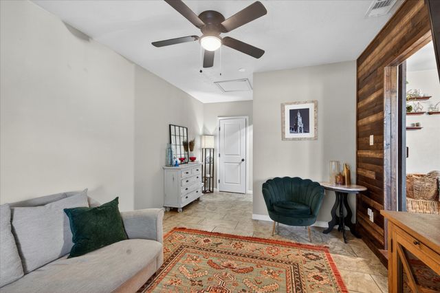 202 Taylor Street, Burleson, TX 76028