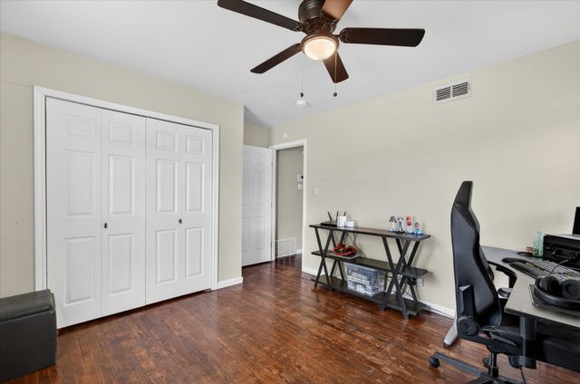 202 Taylor Street, Burleson, TX 76028