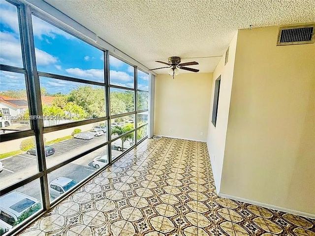 2001 Atlantic Shores Blvd 409, Hallandale Beach, FL 33009