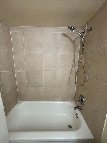 2001 Atlantic Shores Blvd 409, Hallandale Beach, FL 33009