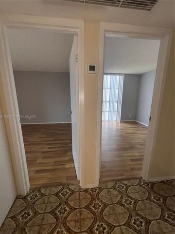 2001 Atlantic Shores Blvd 409, Hallandale Beach, FL 33009