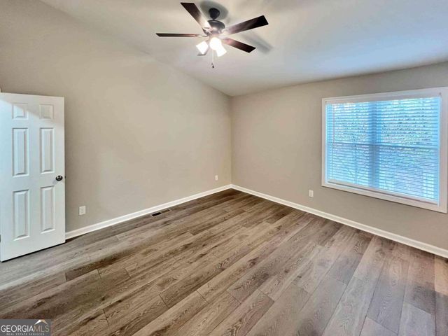 3573 Kennesaw Statio Drive NW, Kennesaw, GA 30144