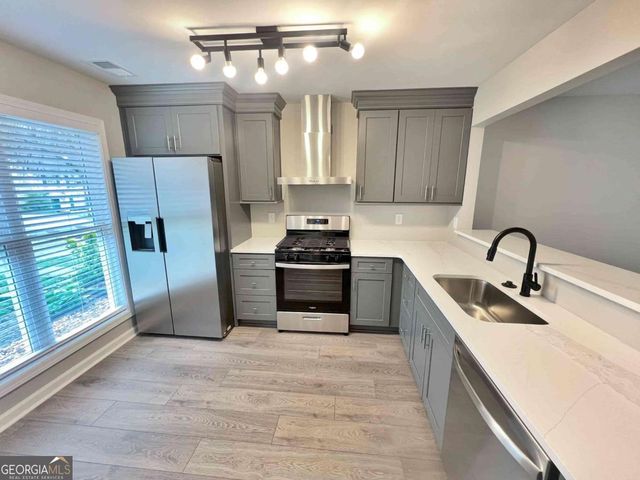 3573 Kennesaw Statio Drive NW, Kennesaw, GA 30144