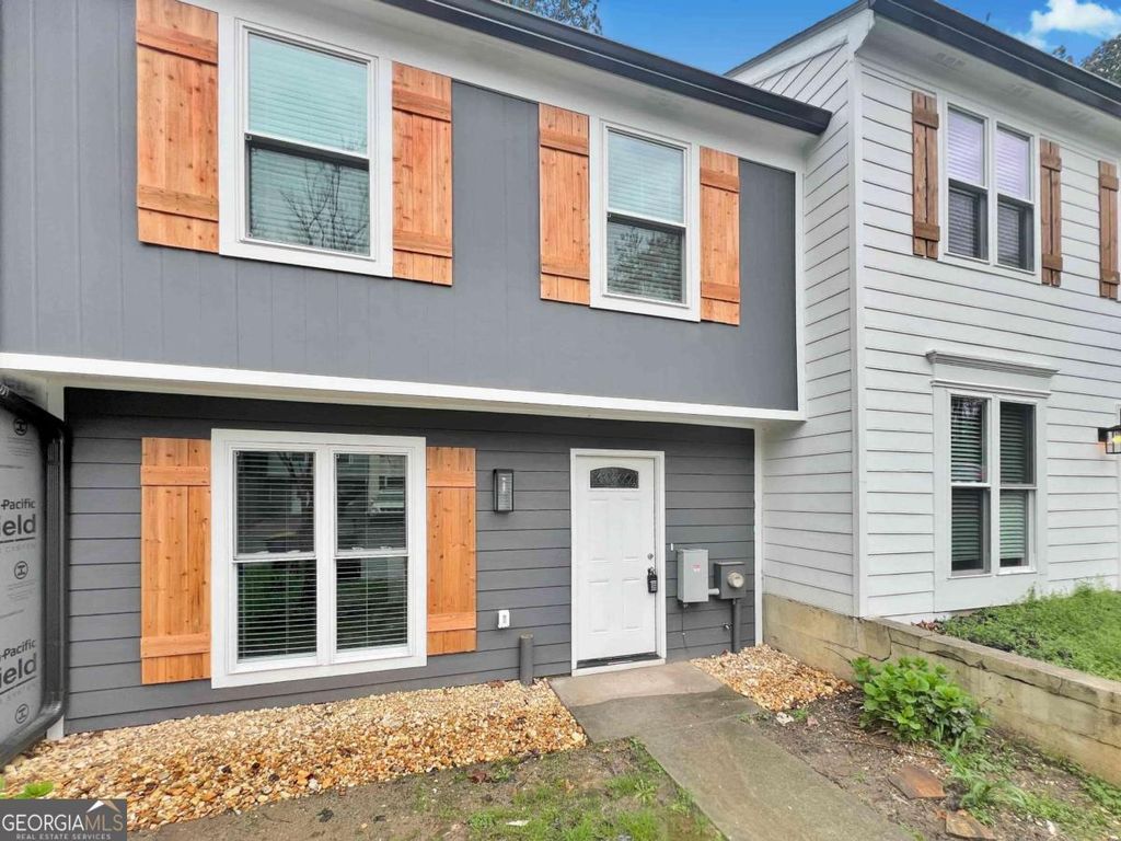 3573 Kennesaw Statio Drive NW, Kennesaw, GA 30144