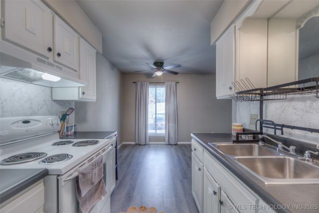 6806 S Toledo Avenue 405, Tulsa, OK 74136