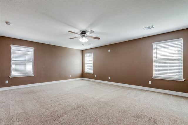 2604 Wesley Avenue, Aubrey, TX 76227
