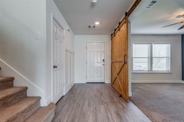 2604 Wesley Avenue, Aubrey, TX 76227