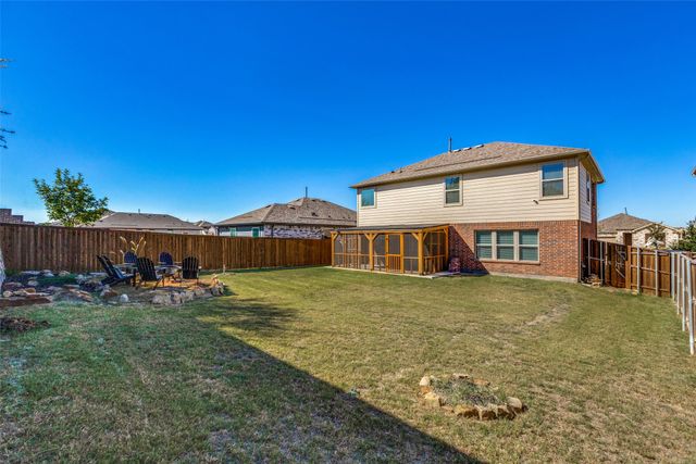 2604 Wesley Avenue, Aubrey, TX 76227