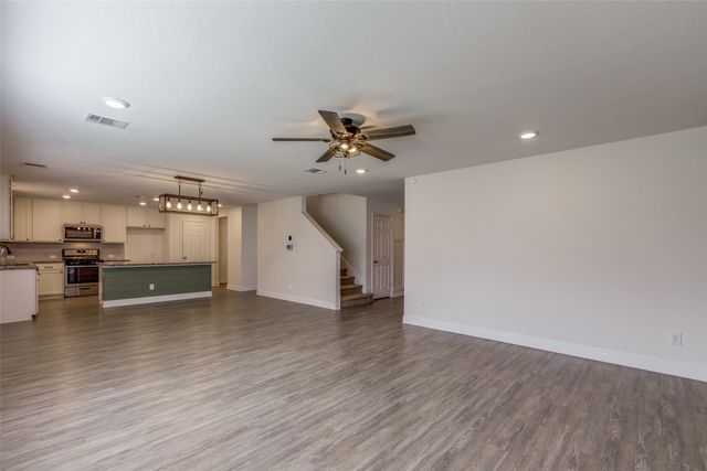 2604 Wesley Avenue, Aubrey, TX 76227