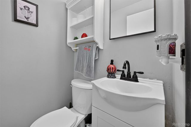 4290 Sulgrave Drive, Flint Charter Township, MI 48473