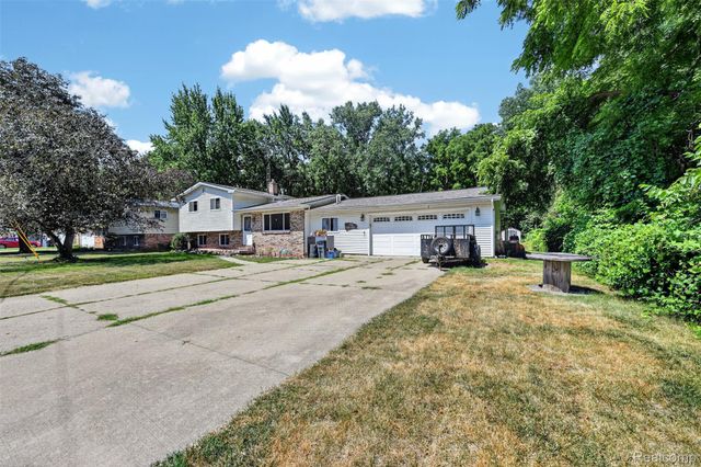 4290 Sulgrave Drive, Flint Charter Township, MI 48473