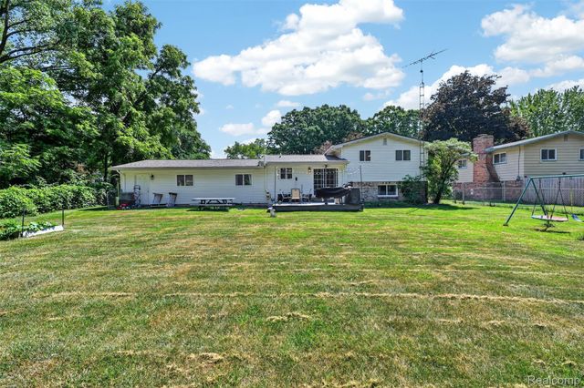4290 Sulgrave Drive, Flint Charter Township, MI 48473