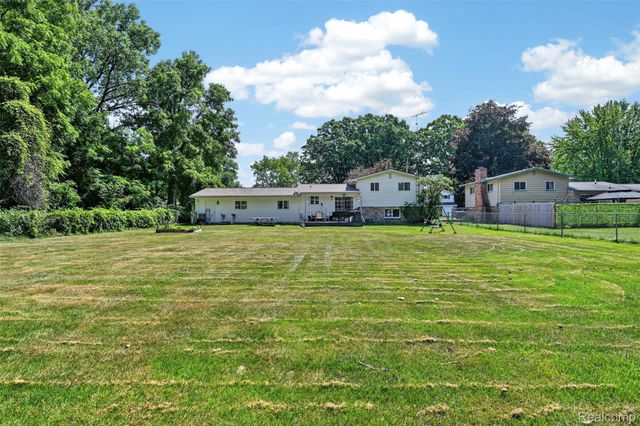 4290 Sulgrave Drive, Flint Charter Township, MI 48473