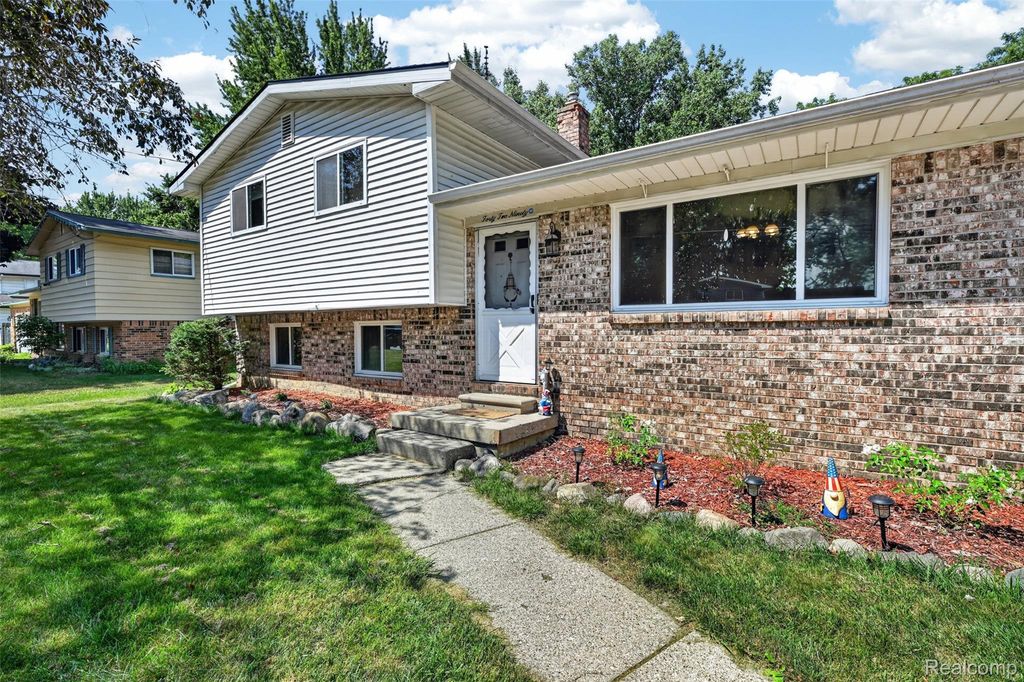 4290 Sulgrave Drive, Flint Charter Township, MI 48473