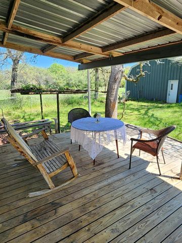 5100 Wood Duck Drive, Waelder, TX 78959