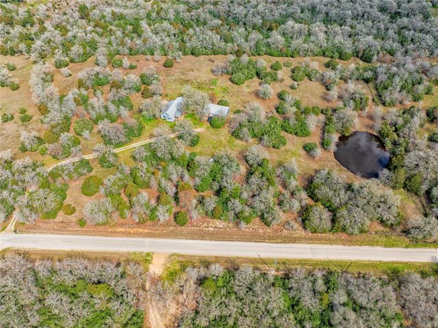 5100 Wood Duck Drive, Waelder, TX 78959
