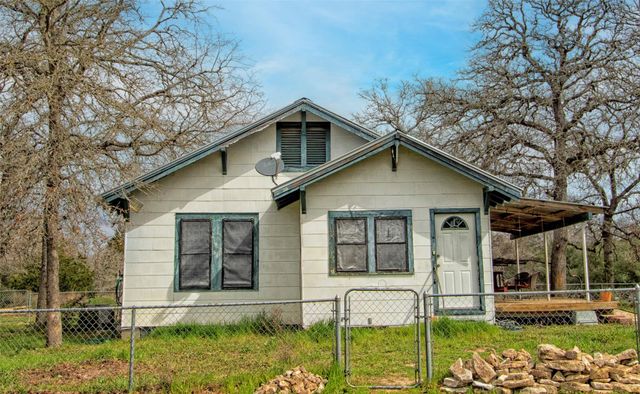 5100 Wood Duck Drive, Waelder, TX 78959