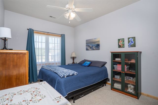 1735 34th Avenue SW 1, Altoona, IA 50009