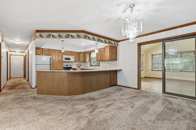 10037 Peppermill Lane, Canadian Lakes, MI 49346