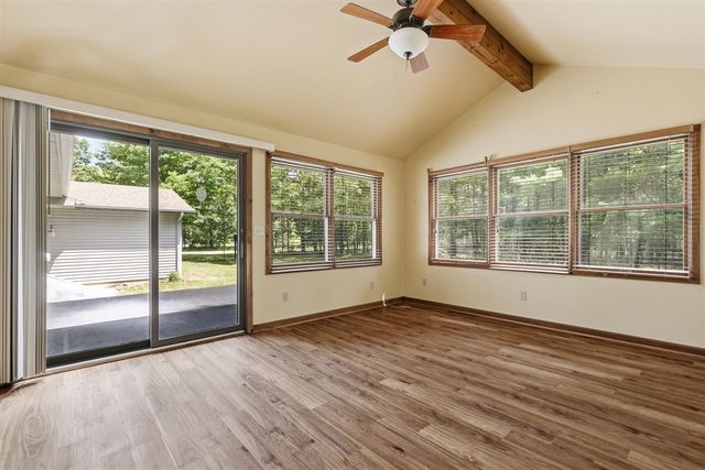 10037 Peppermill Lane, Canadian Lakes, MI 49346
