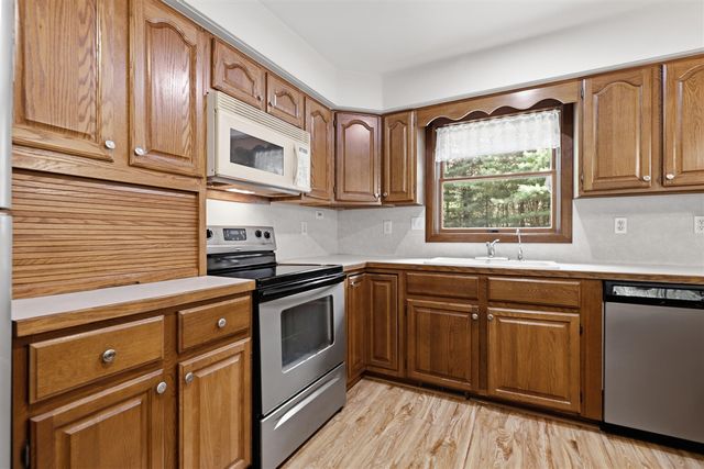 10037 Peppermill Lane, Canadian Lakes, MI 49346