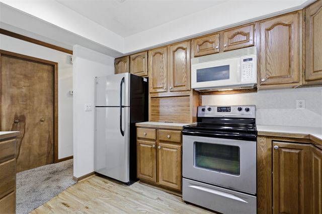 10037 Peppermill Lane, Canadian Lakes, MI 49346