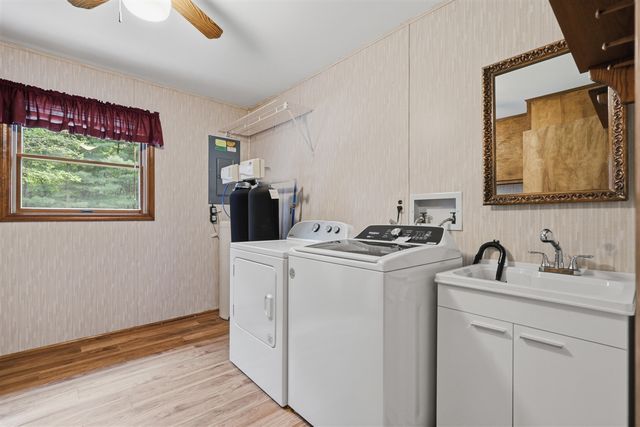10037 Peppermill Lane, Canadian Lakes, MI 49346