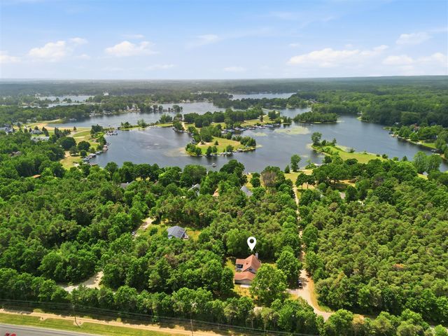 10037 Peppermill Lane, Canadian Lakes, MI 49346