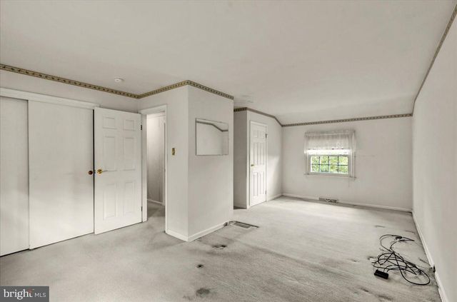 1609 SANTA BARBARA DR, Lancaster, PA 17601
