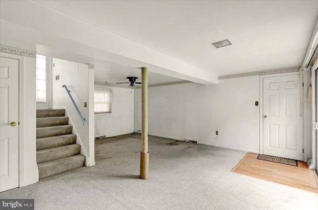 1609 SANTA BARBARA DR, Lancaster, PA 17601