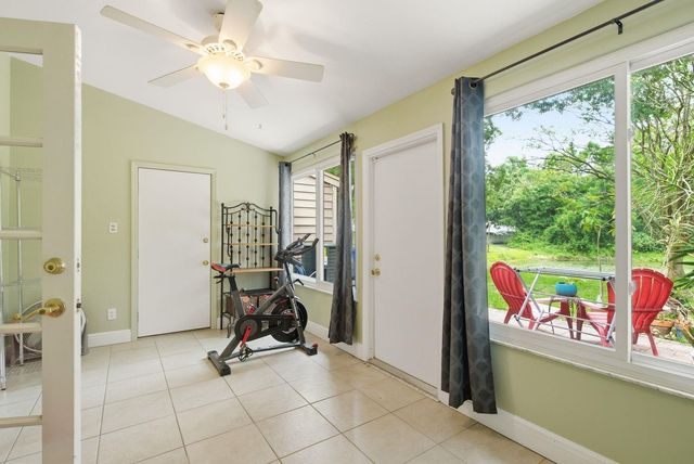 14219 WELLESLEY DRIVE, Tampa, FL 33624