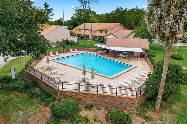 14219 WELLESLEY DRIVE, Tampa, FL 33624