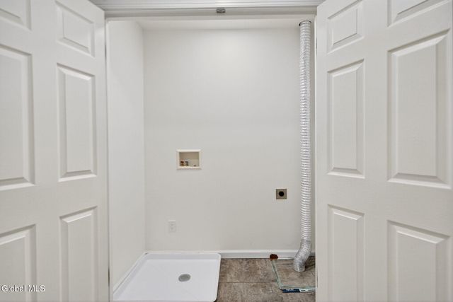 6107 Parkis Mills Road, Galway, NY 12074