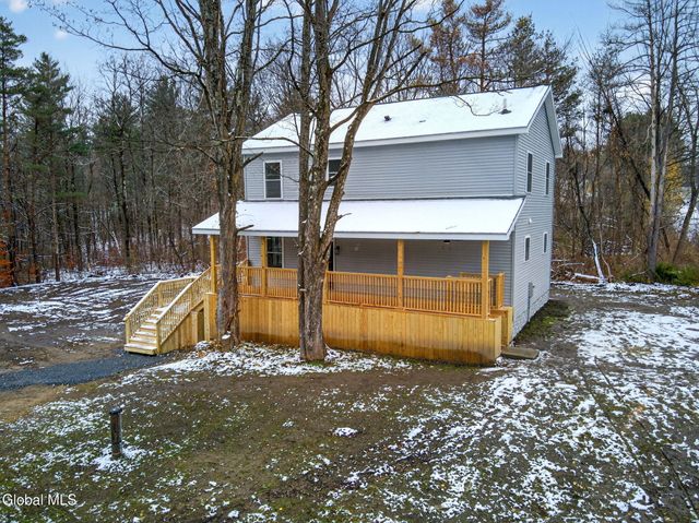 6107 Parkis Mills Road, Galway, NY 12074