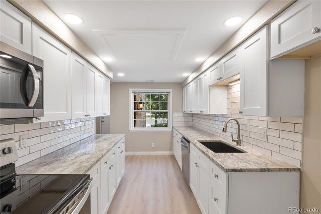 4250 S Olive Street 109, Denver, CO 80237