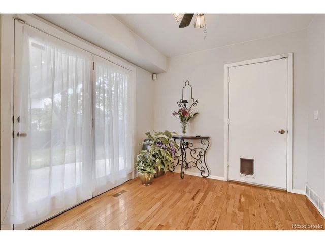 1545 S Vaughn Cir, Aurora, CO 80012
