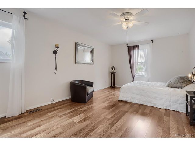 1545 S Vaughn Cir, Aurora, CO 80012