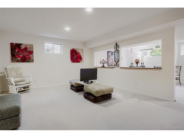 1545 S Vaughn Cir, Aurora, CO 80012