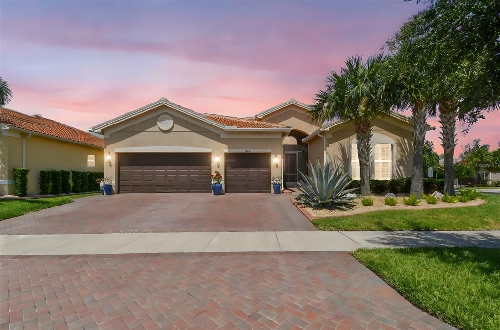 16301 GARNET GLEN PLACE, Wimauma, FL 33598