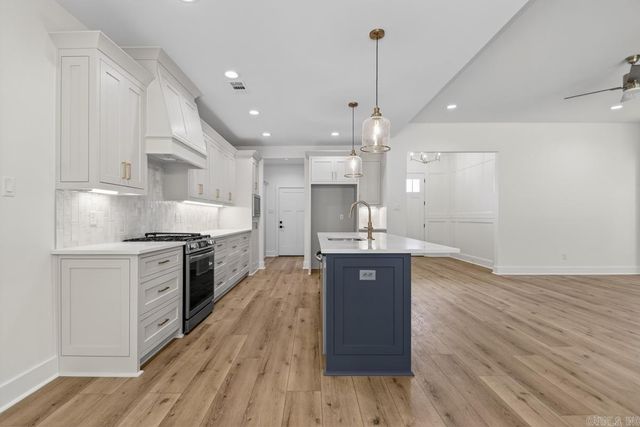 108 Fawnwood Street, Jacksonville, AR 72076