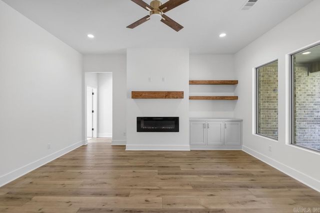 108 Fawnwood Street, Jacksonville, AR 72076