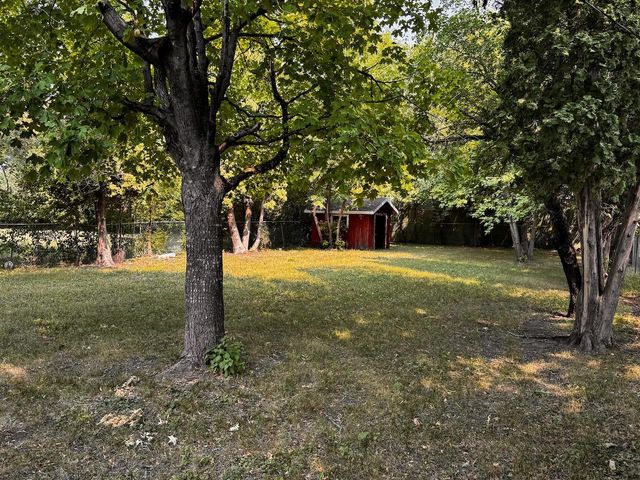 706 20th Street N, Moorhead, MN 56560