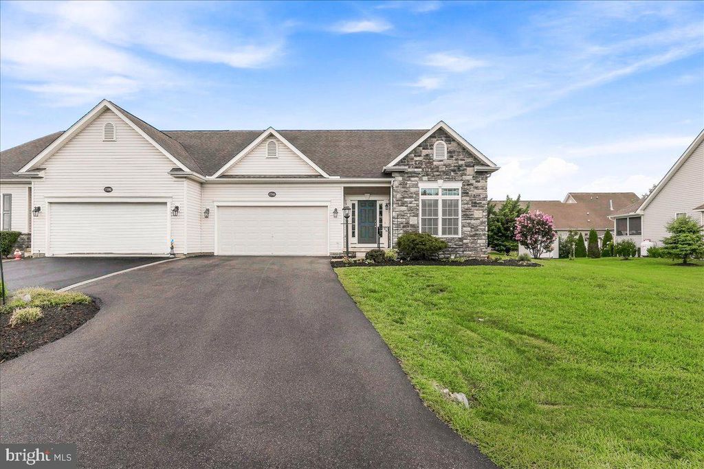 17988 CONSTITUTION CIR, Hagerstown, MD 21740